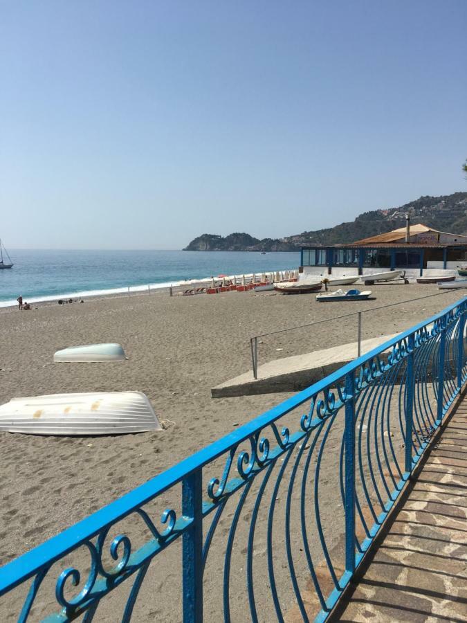 Largo Cannizzaro Apartments Mazzeo Exterior foto